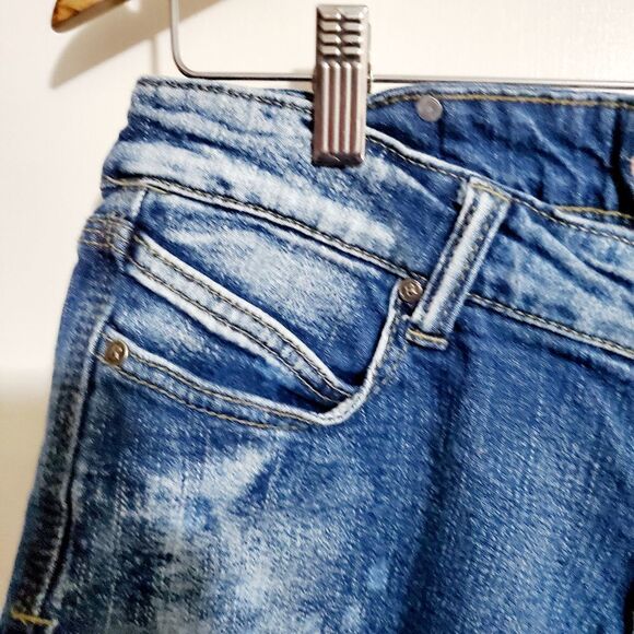 Red Rivet Blue Acid Wash Jean Shorts Size 13 - Picture 3 of 7